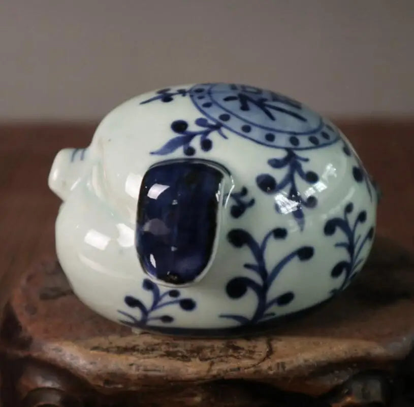 China Blue and white ceramic Fu pig small crafts statue