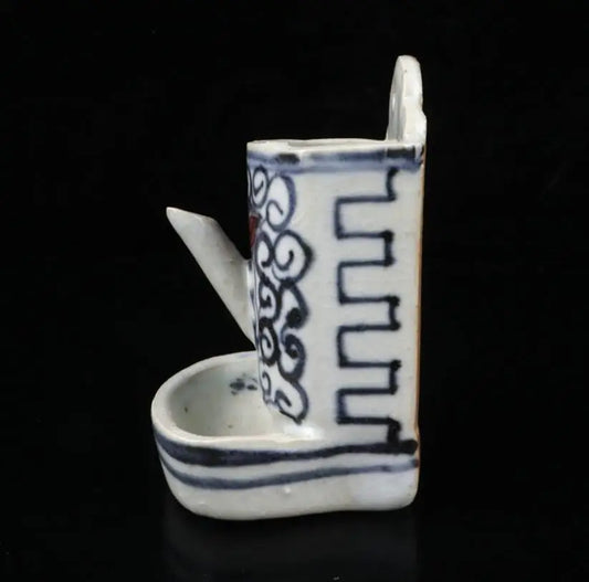 China Blue and white ceramic Oil lamp crafts statue