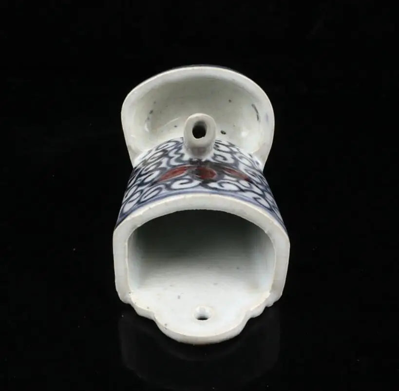 China Blue and white ceramic Oil lamp crafts statue