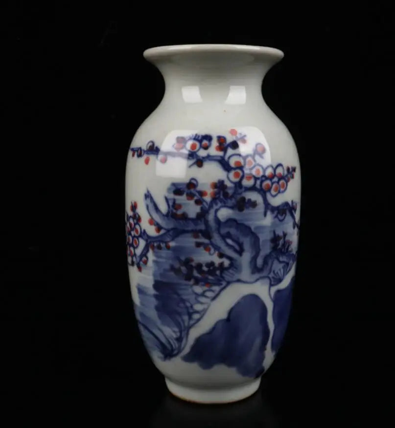 China Blue and white ceramic Wax gourd shape vase crafts statue