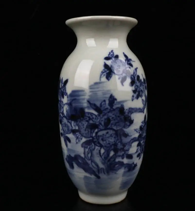 China Blue and white ceramic Wax gourd shape vase crafts statue