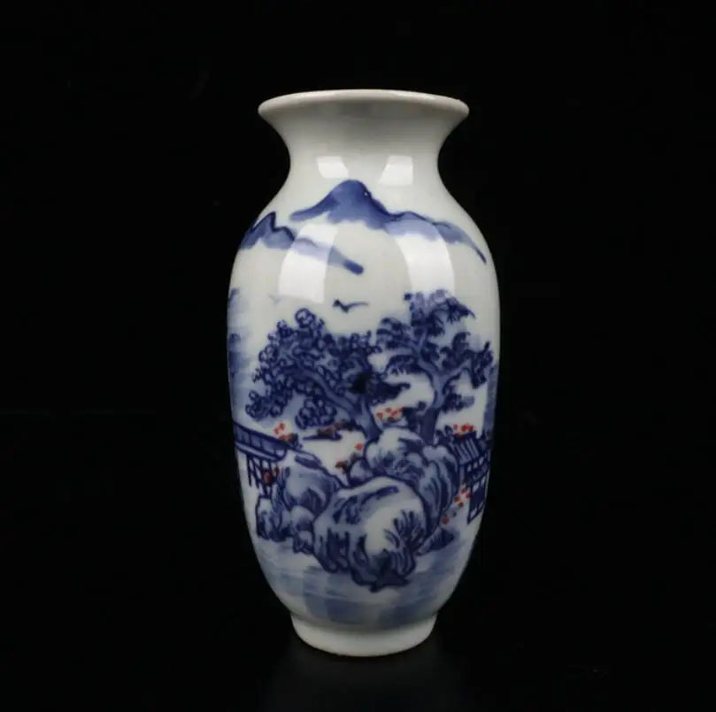 China Blue and white ceramic Wax gourd shape vase crafts statue