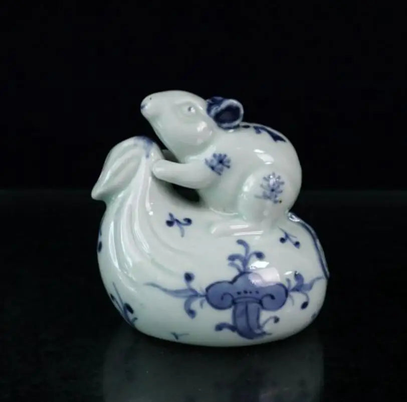 China Blue and white ceramic mouse teapot small crafts statue