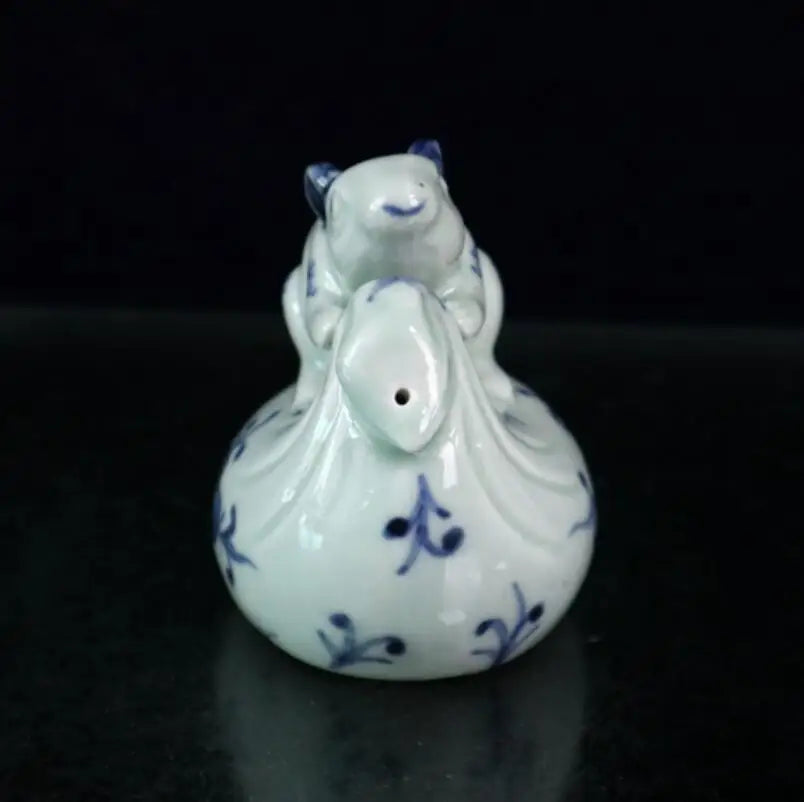 China Blue and white ceramic mouse teapot small crafts statue