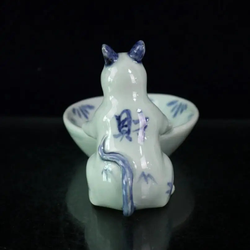 China Blue and white ceramic rat Pen wash crafts statue