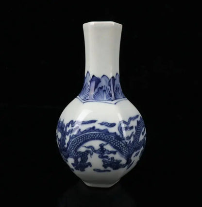 China Blue and white ceramic six parties vase crafts statue