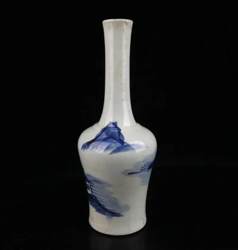 China Blue and white ceramic vase crafts statue