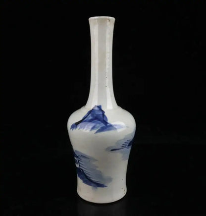 China Blue and white ceramic vase crafts statue