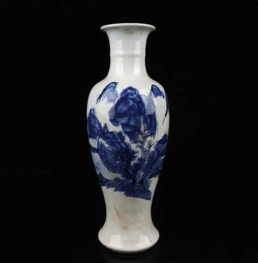 China Blue and white ceramic vase crafts statue