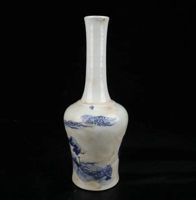 China Blue and white ceramic vase crafts statue
