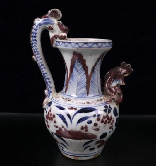 China Blue and white lotus ceramic wine pot crafts statue