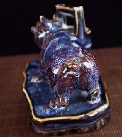 China Blue glaze ceramic blessing pig crafts statue