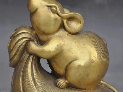 China Brass Fengshui Zodiac Rat Mice Mouse Money Bag wealth Lucky Art Figurines
