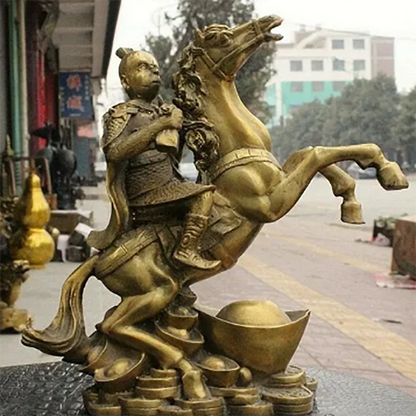 China Brass Yuanbao Monkey King Sun Wu Kong Hand Prayer flag Ride Horse Statue