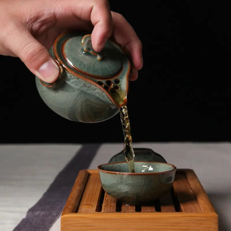 China Ceramic Longquan Celadon Portable Kung Fu Gaiwan Tea Set A Pot and Two Tea Cup Teacup Tea Pot Dropshipping