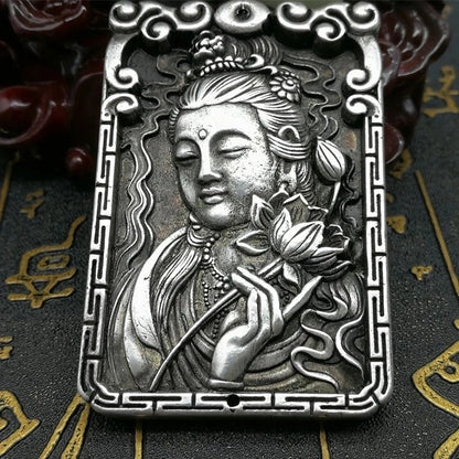 China Collectible Old miao silver carving Guanyin bodhisattva Kwan-yin Buddha metal crafts pendant necklace