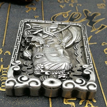China Collectible Old miao silver carving Guanyin bodhisattva Kwan-yin Buddha metal crafts pendant necklace