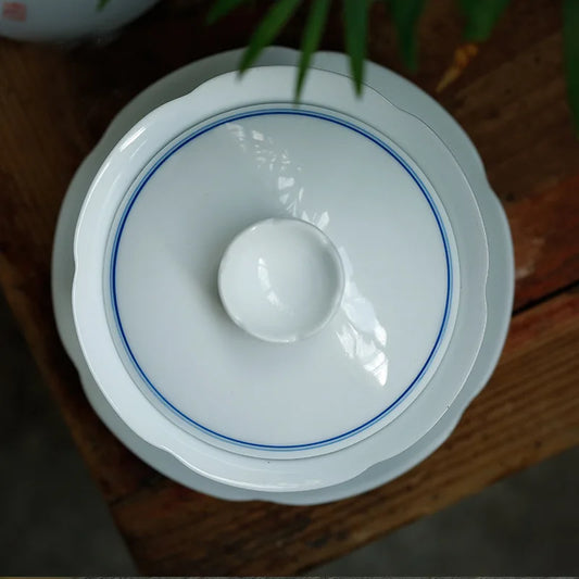 China Dehua Sancai gaiwan cup bowl with saucer lid handpainted celadon porcelain tureen creative petal shape bowl for green tea