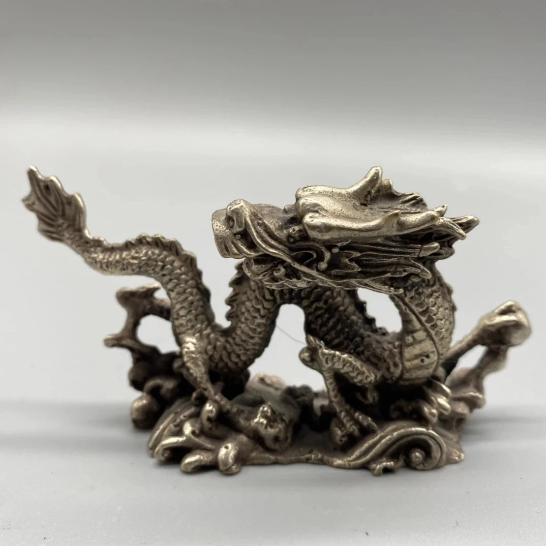 China Fine Workmanship Tibetan Silver White Copper Sculpture Good Luck ‘ Dragon’Metal Crafts Home Decoration