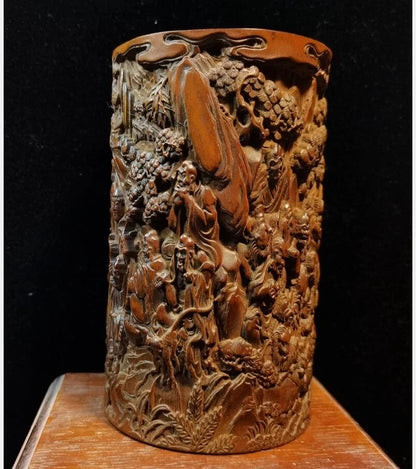 China Hand-carved boxwood archaize eighteen Rohan Pen holder crafts statue