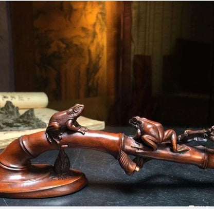 China Hand-carved boxwood archaize frog bamboo penholder crafts statue