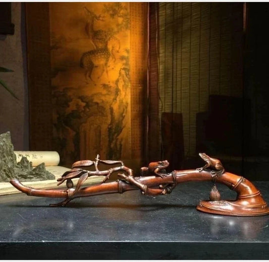 China Hand-carved boxwood archaize frog bamboo penholder crafts statue