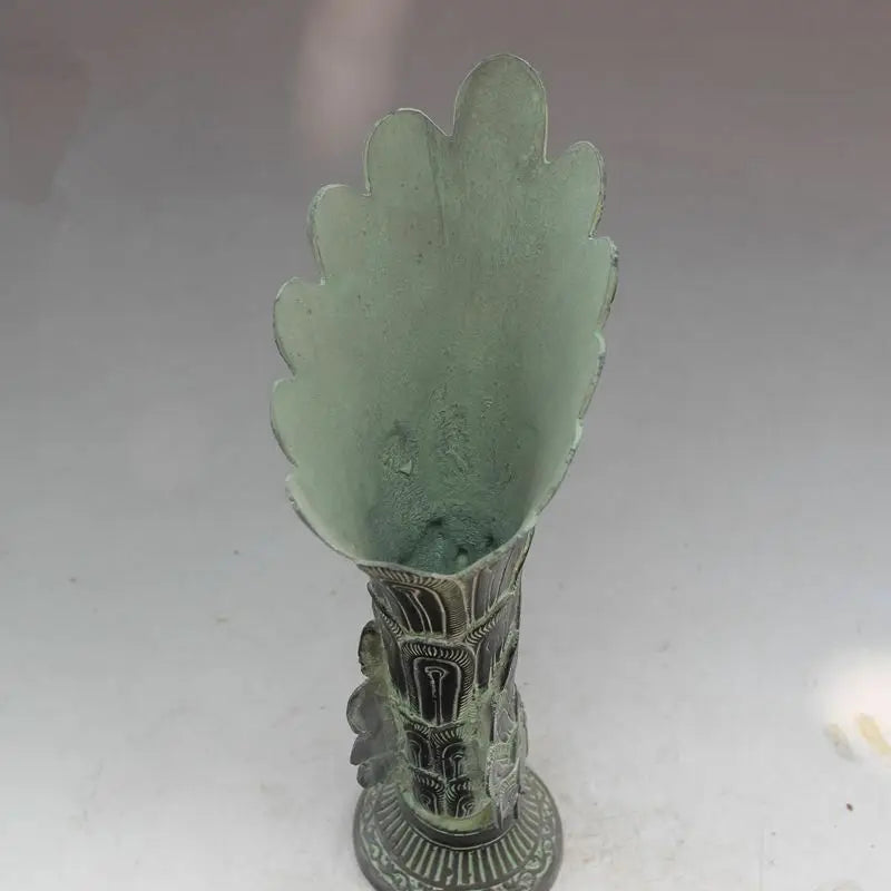 China Old Fengshui Bronze Lifelike Peacock Vase Pot Statue