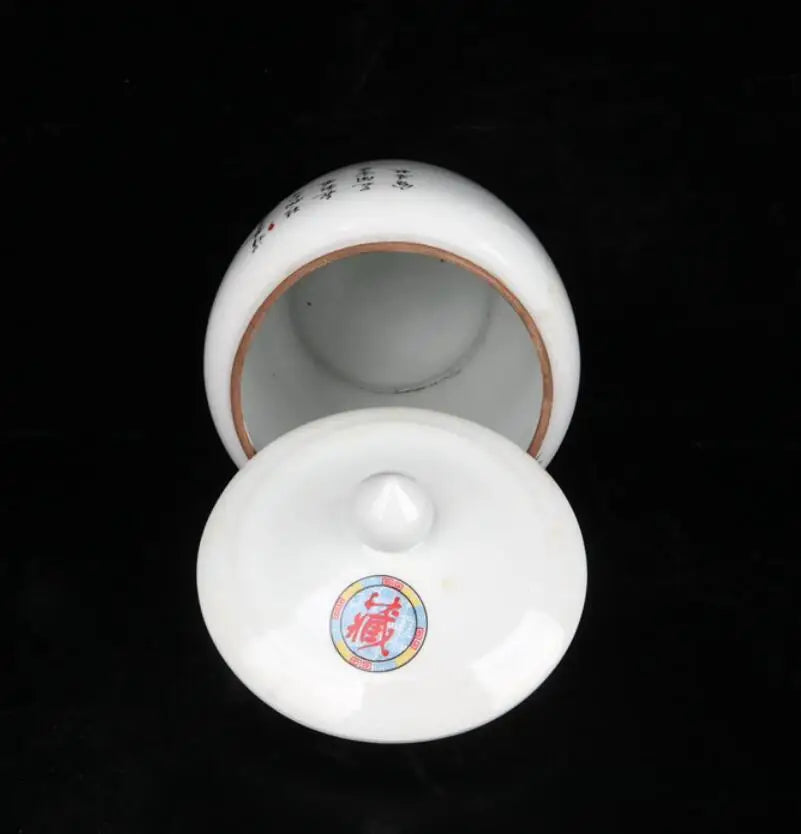 China Pastel ceramic Lid jar crafts statue