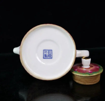 China Pastel ceramic lotus teapot crafts statue