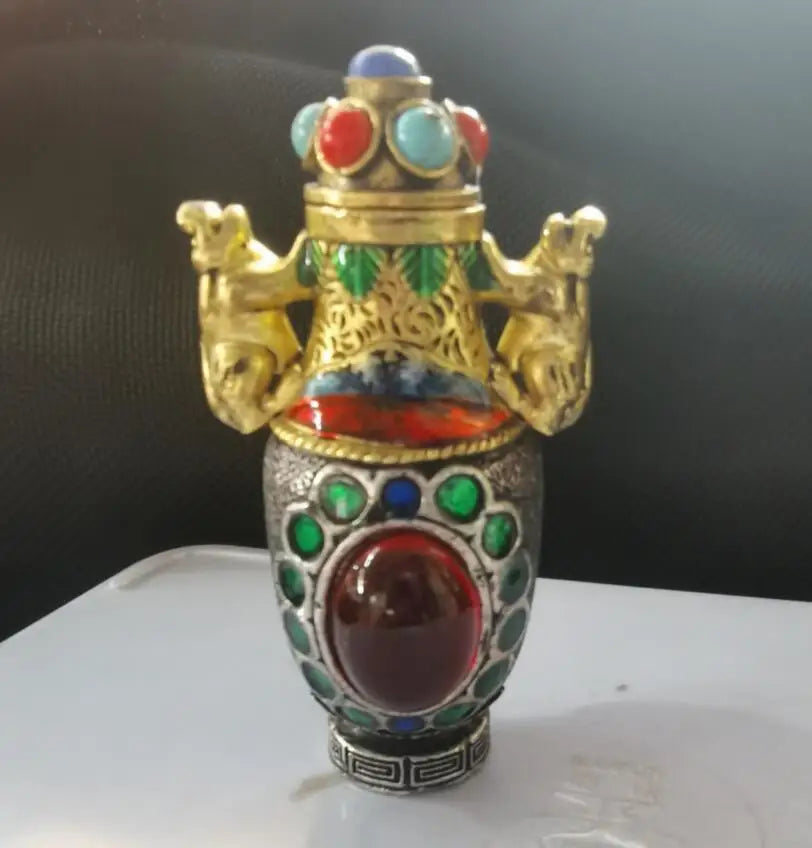 China Tibetan archaize White copper Snuff bottles crafts statue