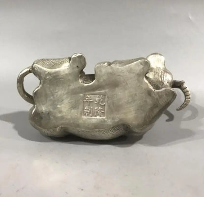China White copper Lying cow crafts statue