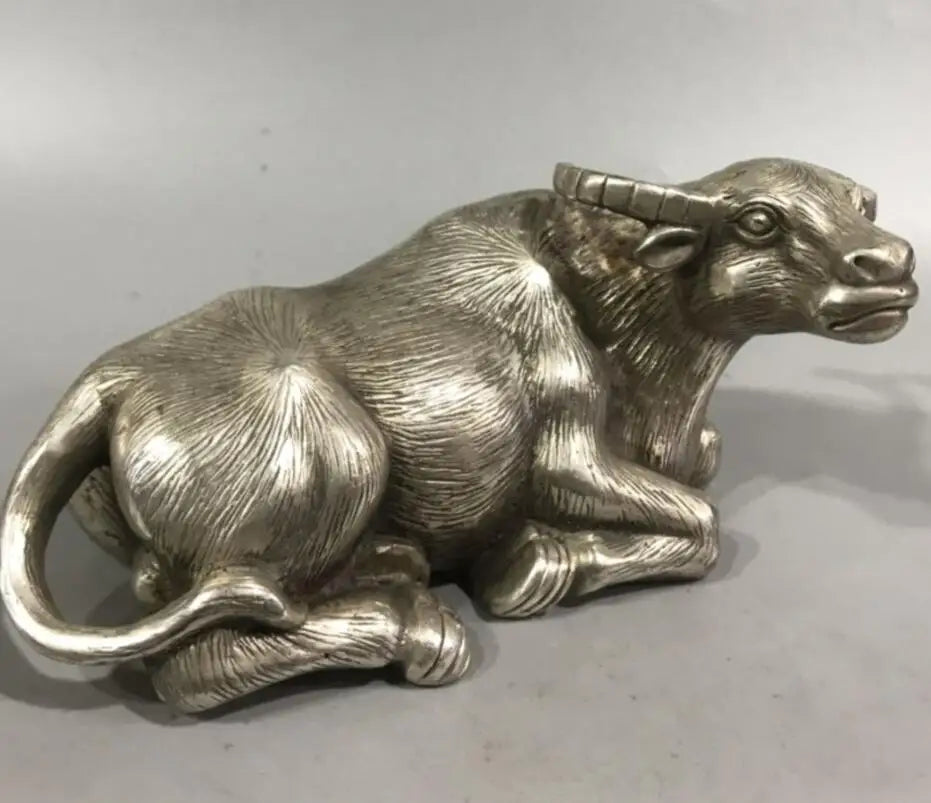 China White copper Lying cow crafts statue