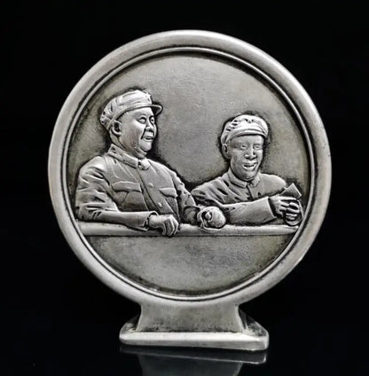China White copper Mao Zedong Commemorative badge crafts statue