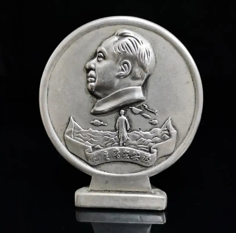 China White copper Mao Zedong Commemorative badge crafts statue