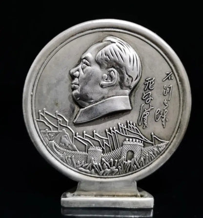China White copper Mao Zedong commemorate badge crafts statue