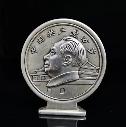 China White copper Mao Zedong commemorate badge crafts statue