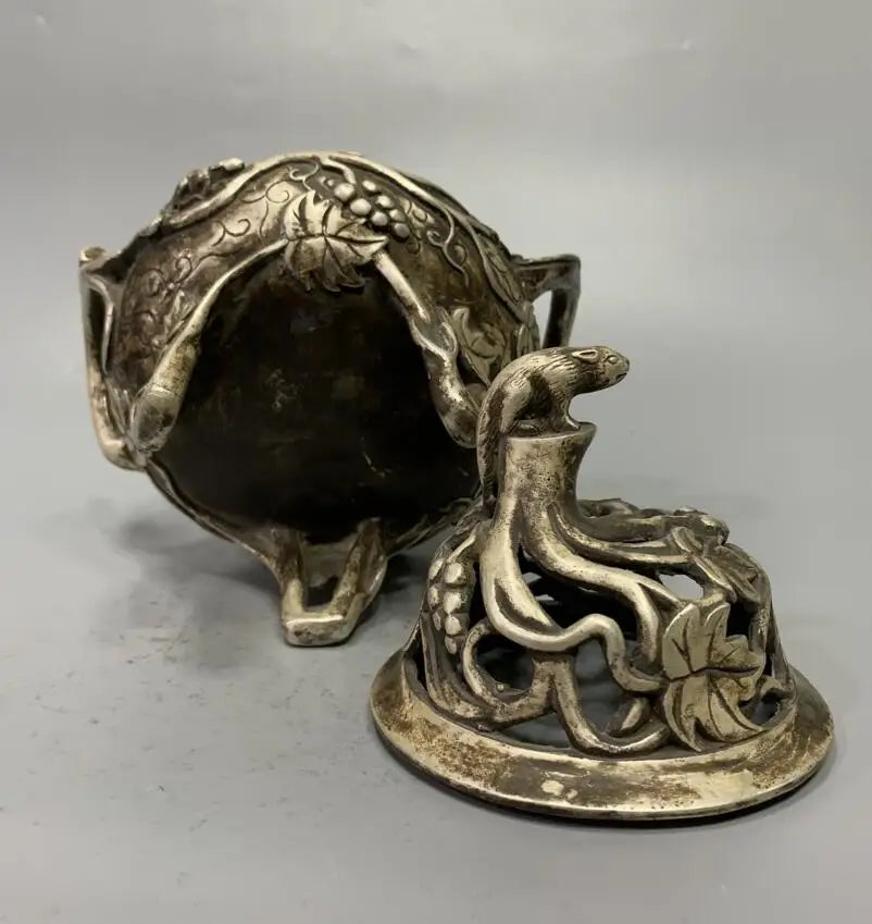China White copper archaize squirrel Incense burner crafts statue