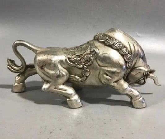 China White copper blessing cow crafts statue