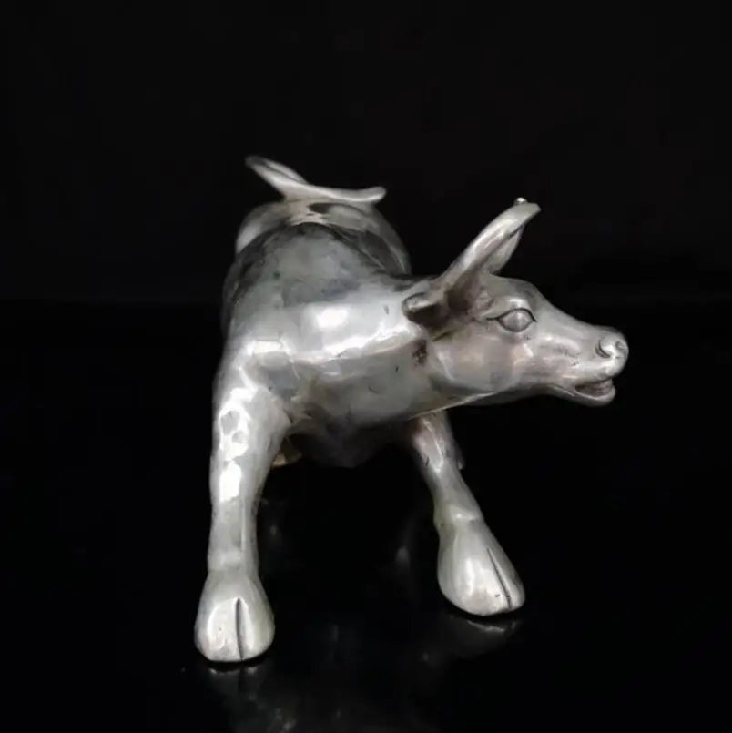 China White copper cow crafts statue