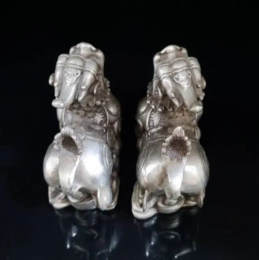 China White copper mythical wild animal wealth crafts statue A pair