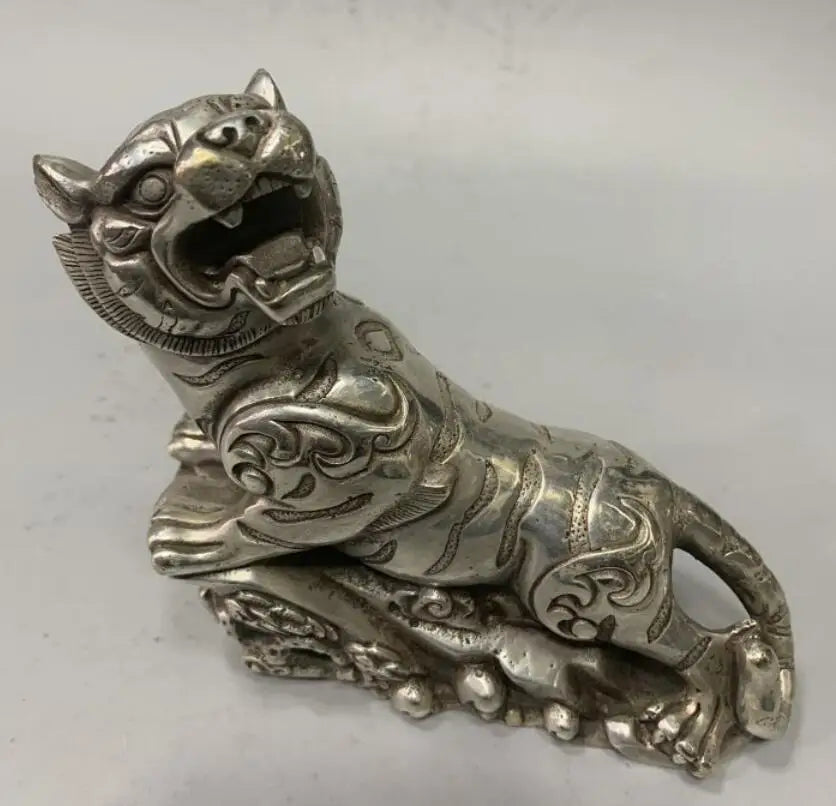 China White copper tiger crafts statue