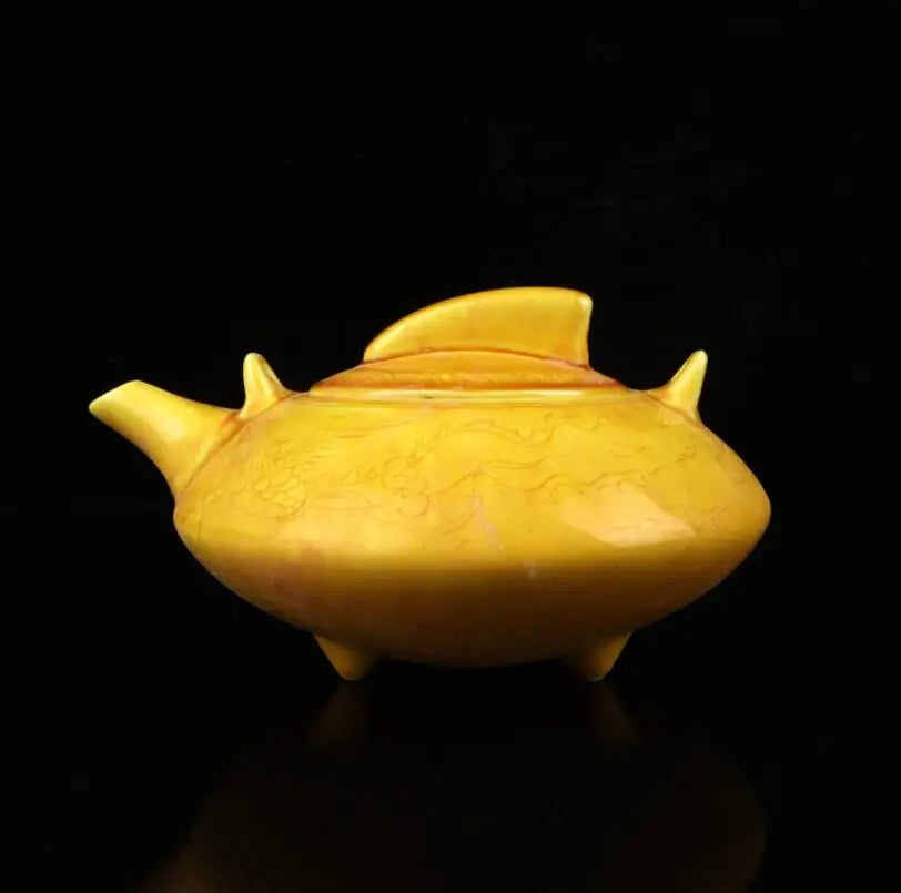 China Yellow glaze ceramic teapot crafts statue