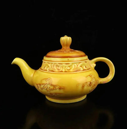 China Yellow glaze ceramic teapot crafts statue