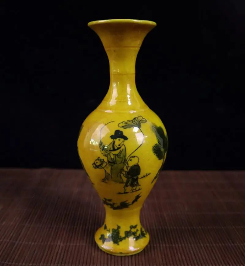 China Yellow glaze ceramic vase crafts statue