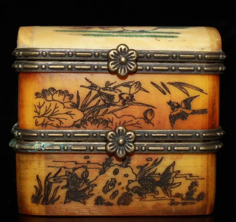 China archaize Bone carving jewelry box crafts statue