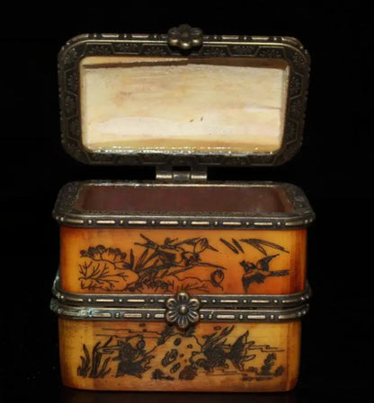 China archaize Bone carving jewelry box crafts statue