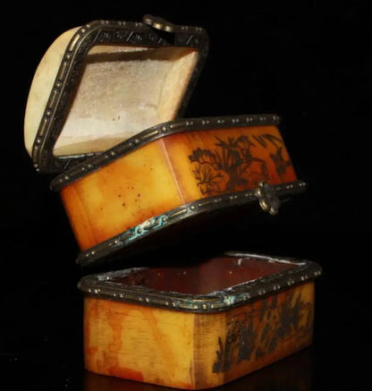 China archaize Bone carving jewelry box crafts statue