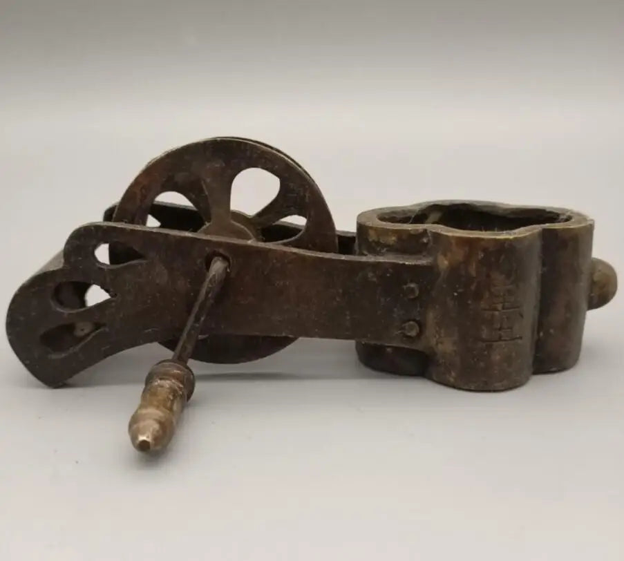 China archaize brass Woodworking tools Ink fountain crafts statue
