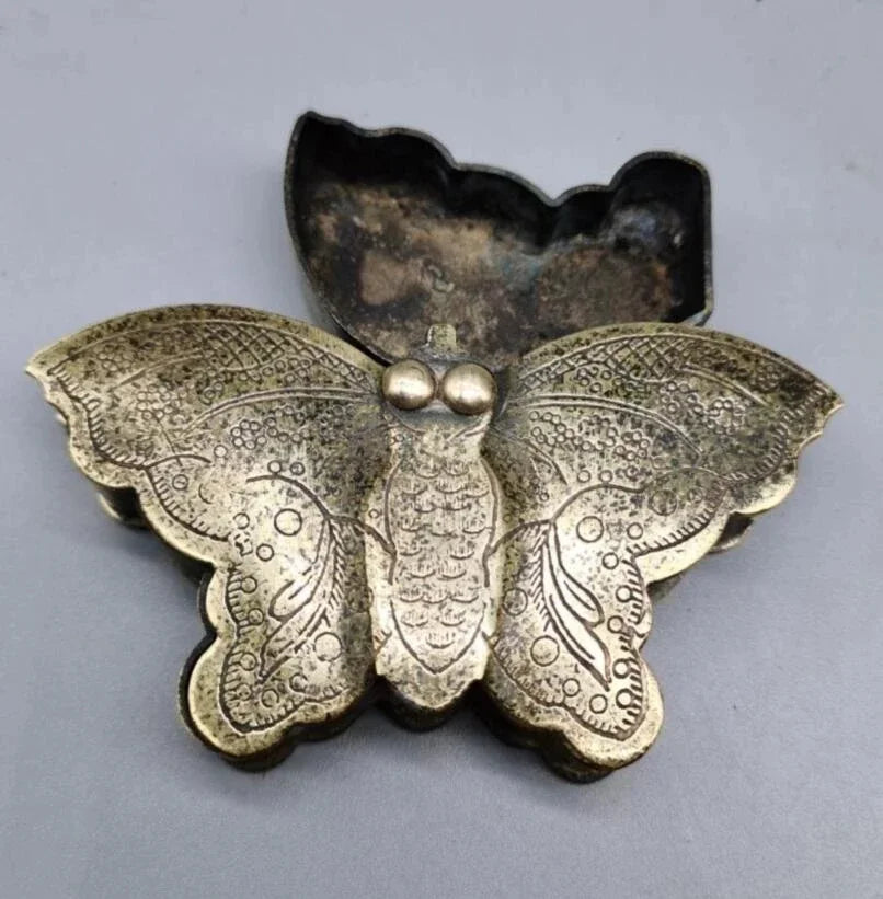 China archaize brass butterfly print mud box crafts statue