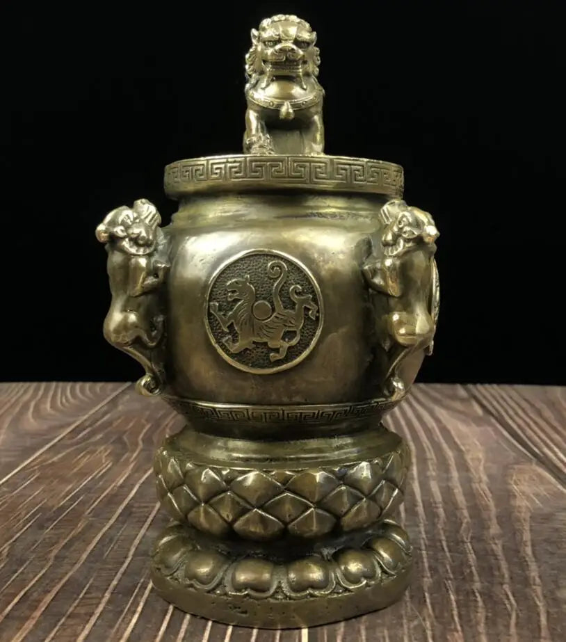 China archaize brass lion jar crafts statue